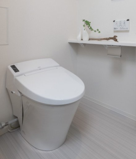 多機能トイレ（温水洗浄便座）