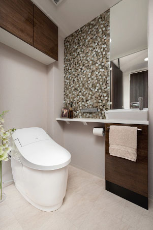 手洗いカウンター付トイレ・温水洗浄機能付暖房便座・ローシルエットタンクトイレ