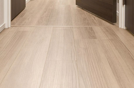 室内の段差を極力解消したフラットフロア