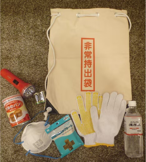 各住戸にお渡しする
防災リュック