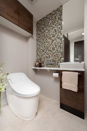 手洗いカウンター付トイレ・温水洗浄機能付暖房便座・ローシルエットタンクトイレ