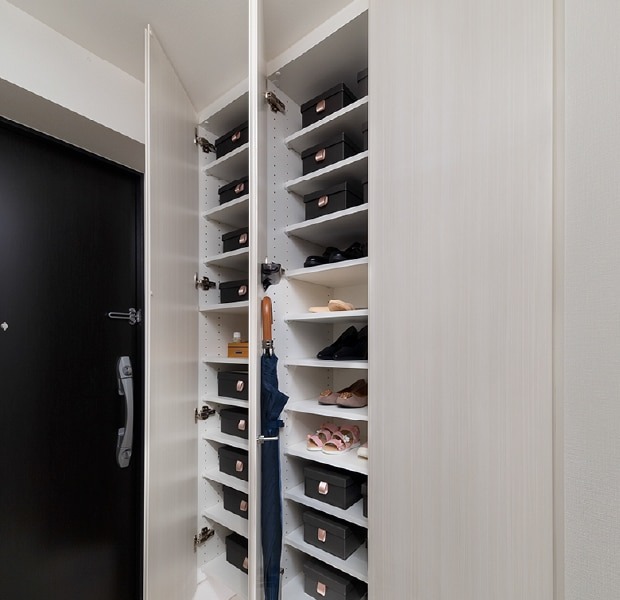 トール型下足入