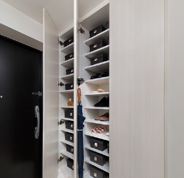 トール型下足入