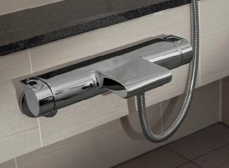 グローエ社製バスルーム水栓金具