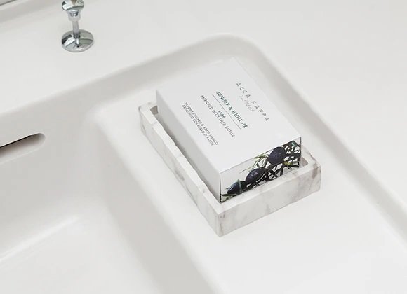 掃除の手間が省ける
ステップつき一体型ボウル