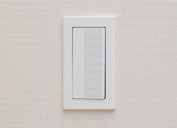 操作面が大きく操作しやすい
大型プレートスイッチ