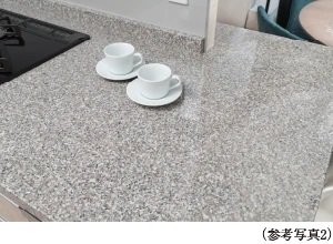 美しく高級感あふれる「天然石カウンタートップ」
