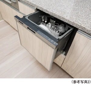 家事をサポートする「スライド式食器洗い乾燥機」