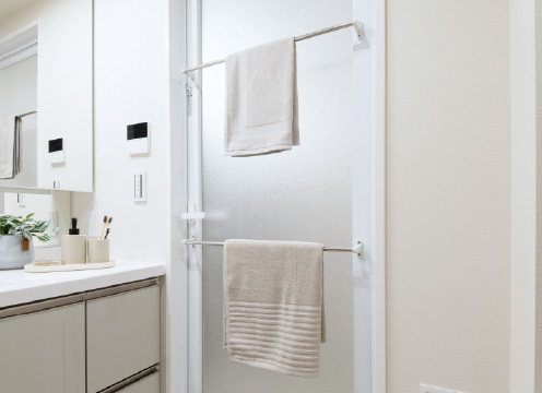 浴室扉2段タオル掛け