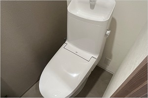 温水洗浄機能付暖房便座