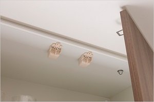 耐震ラッチ