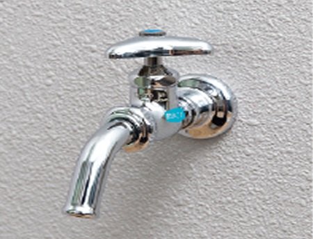 ガーデニングにお掃除に
便利な屋外散水栓