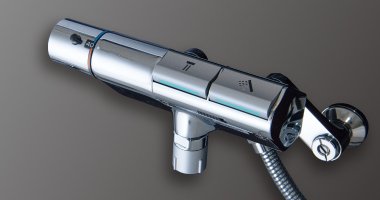 タッチ水栓