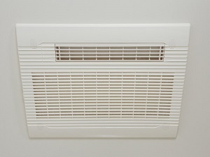 浴室換気暖房乾燥機