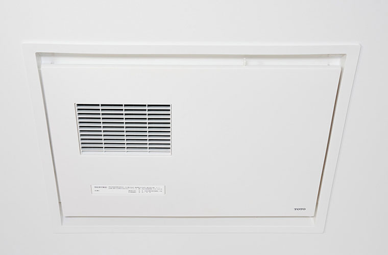 浴室換気暖房乾燥機