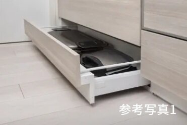 足元スライド式収納