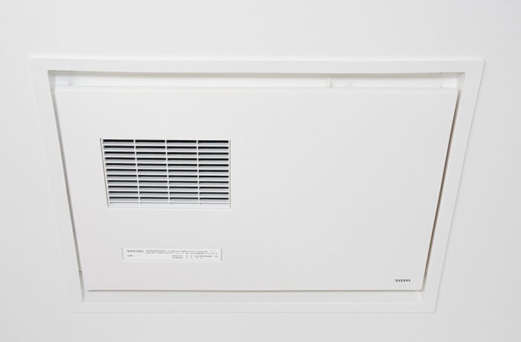 浴室換気暖房乾燥機