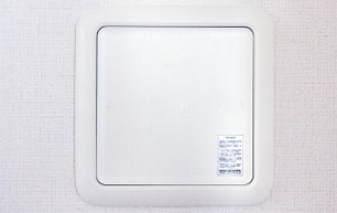 換気口 (プッシュ式)