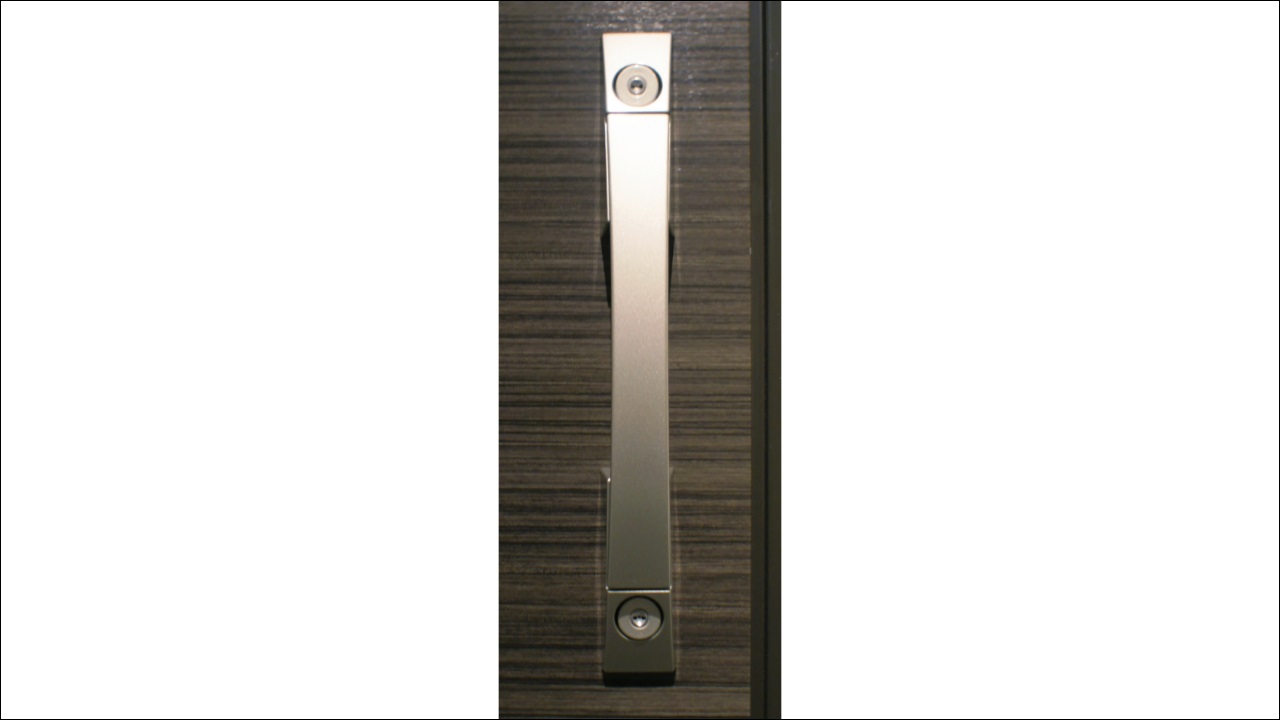 ダブルロック玄関ドア