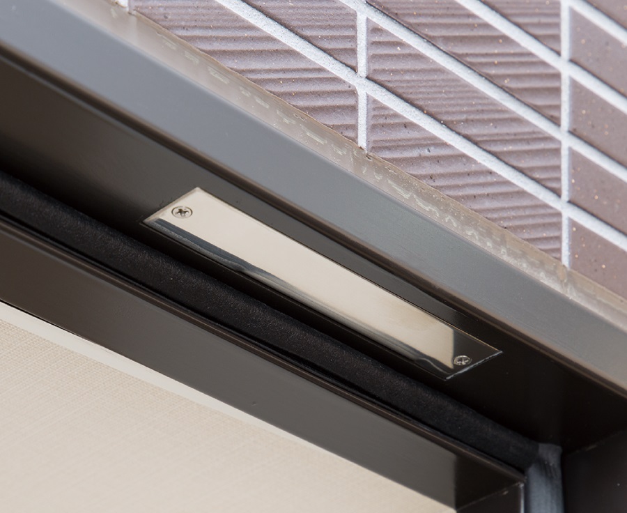 全住戸の玄関と開口部に防犯センサー※を設置