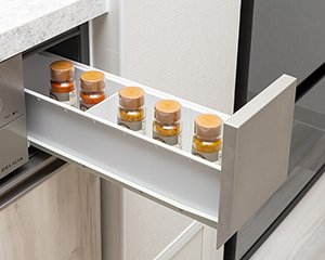 すばやく出し入れ
スパイスラック