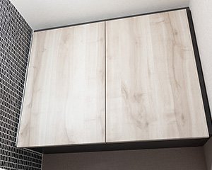 すっきり収納できる
トイレ吊戸棚