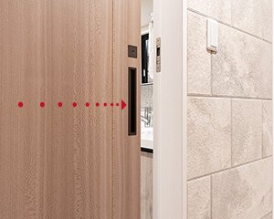 衝撃音・跳ね返りを防ぐ
ソフトクローズ機能付引戸