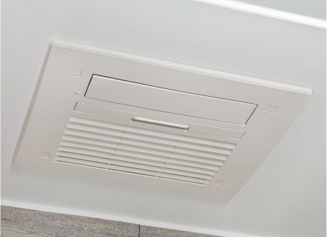 浴室換気暖房乾燥機