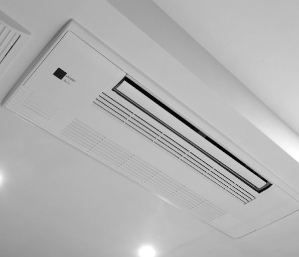 天井カセット型エアコン（80㎡以上）