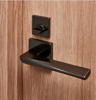 トイレドアの内鍵