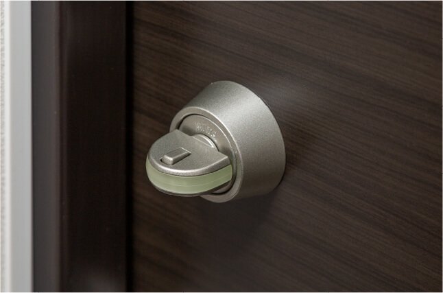 スイッチ式サムターン