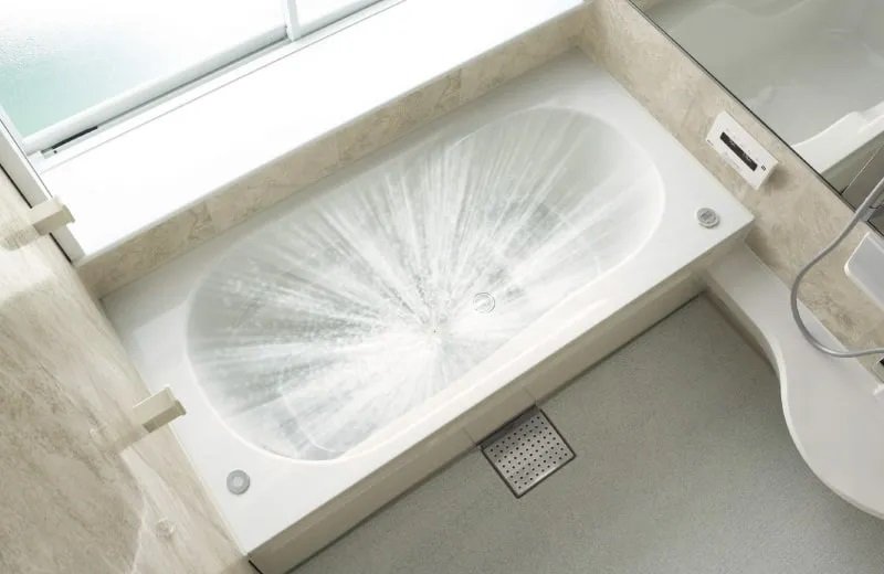 自動洗浄機能搭載のおそうじ浴槽
