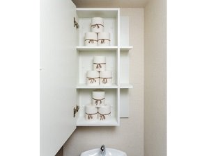 トイレ吊戸棚
