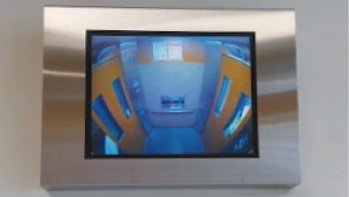 エレベーター1階部分に防犯モニター
