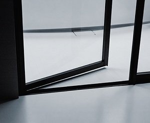リフレイムドア