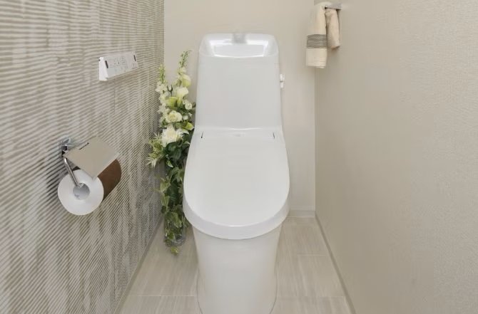 節水型ロータンクトイレ