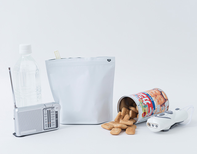 地震や地域災害の常備品
EV内防災キャビネット