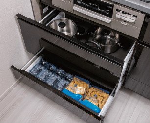 コンロ下スライド収納