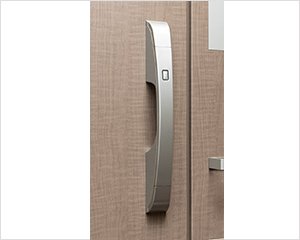 引く・押すだけで簡単開閉 プッシュプルハンドル