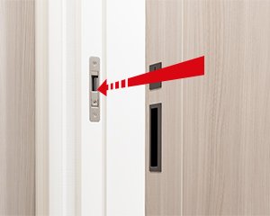 衝撃音・跳ね返りを防ぐソフトクローズ機能付引戸