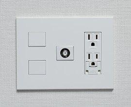マルチメディアコンセント