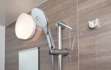 スイッチ付エコアクアシャワー