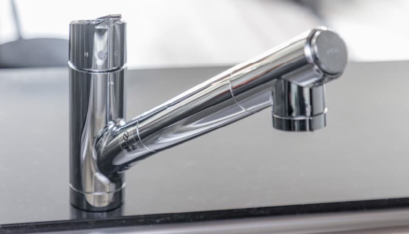 浄水機能付きハンドシャワー水栓