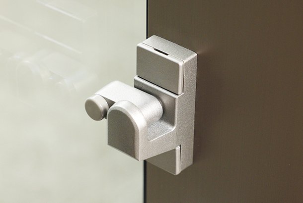 指はさみ防止機能付きサッシ