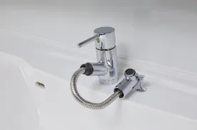 シングルレバー混合水栓