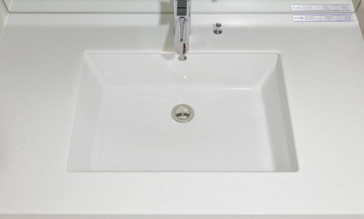 アンダーカウンター式洗面ボウル