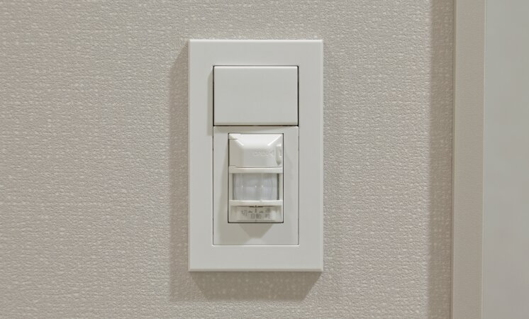 玄関人感センサー