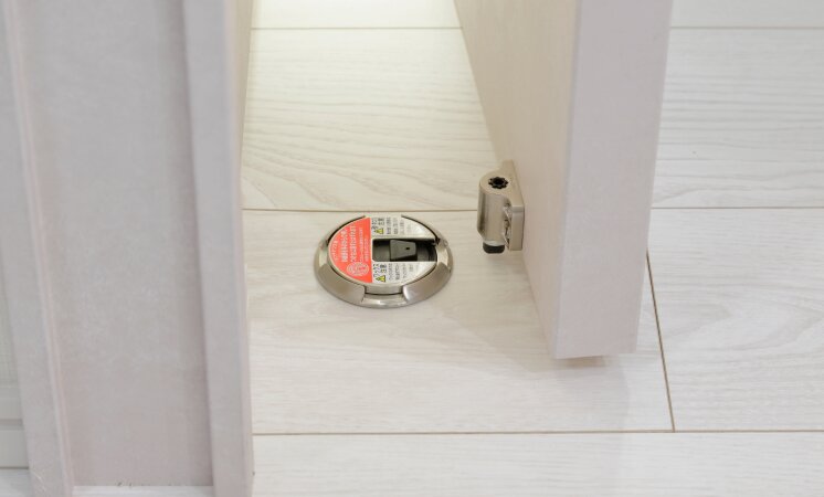 リビングドアキャッチャー