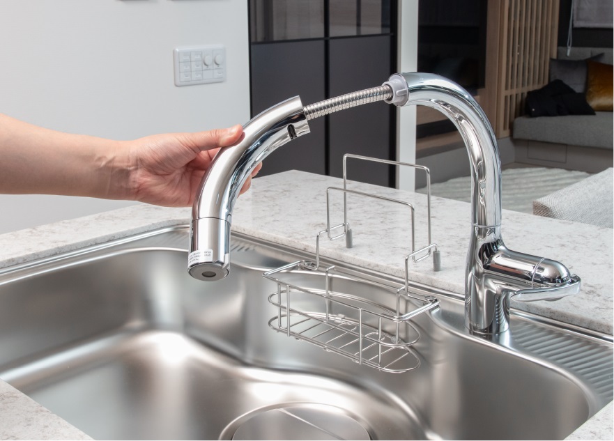 グースネックシャワー水栓