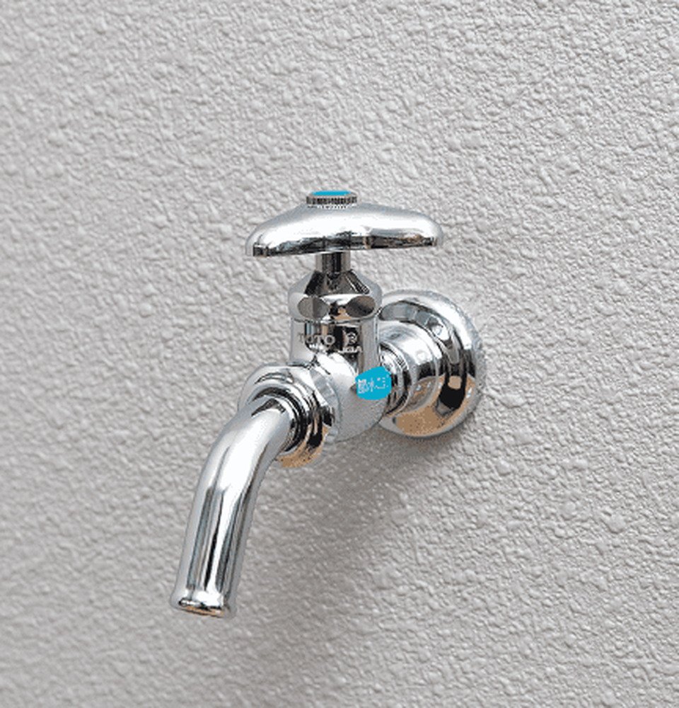 ガーデニングにお掃除に便利な屋外散水栓